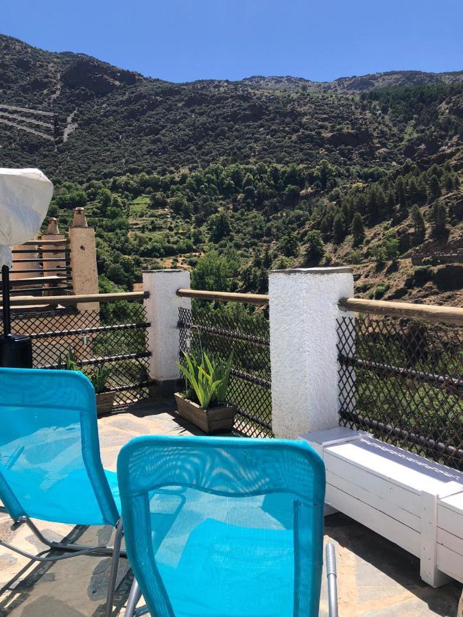 La Launa Apartamento Rural Trevélez Екстериор снимка
