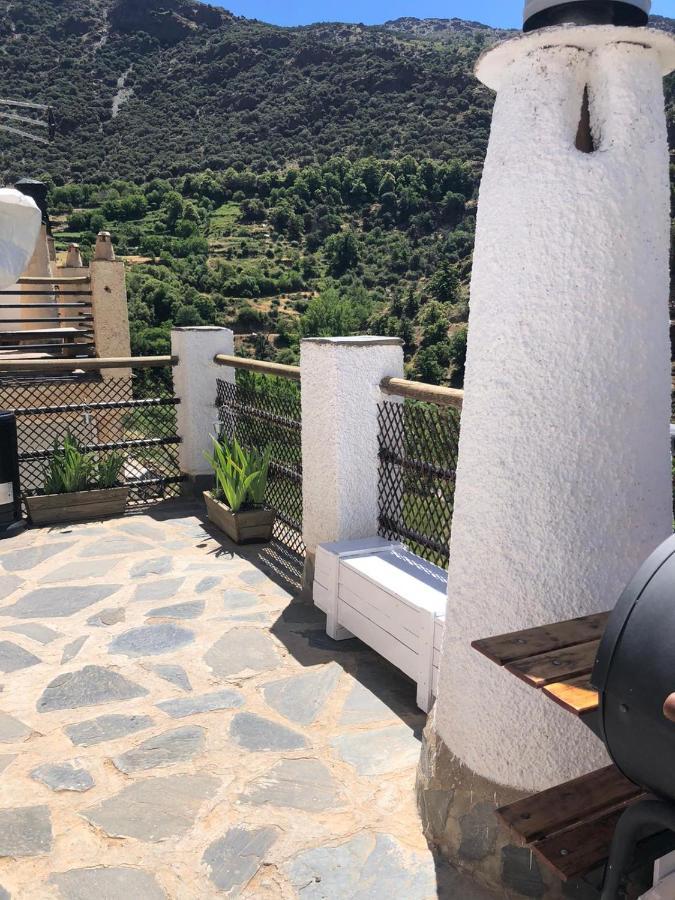 La Launa Apartamento Rural Trevélez Екстериор снимка